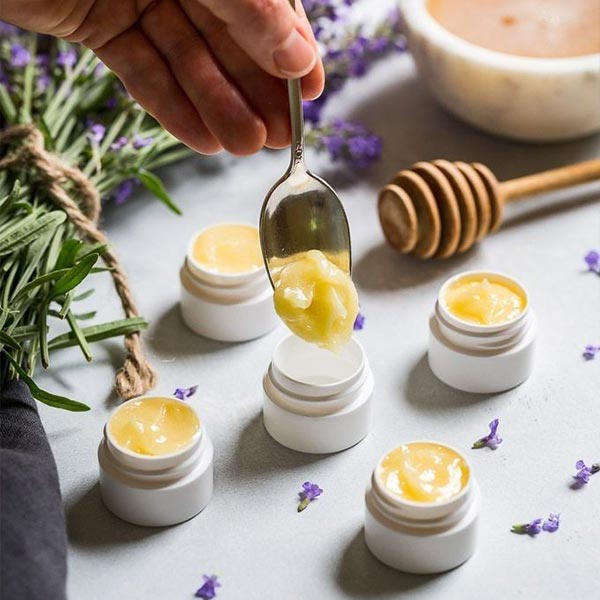 RECETARIO 20 FÓRMULAS PRODUCTOS CON MIEL Y CERA DE ABEJAS