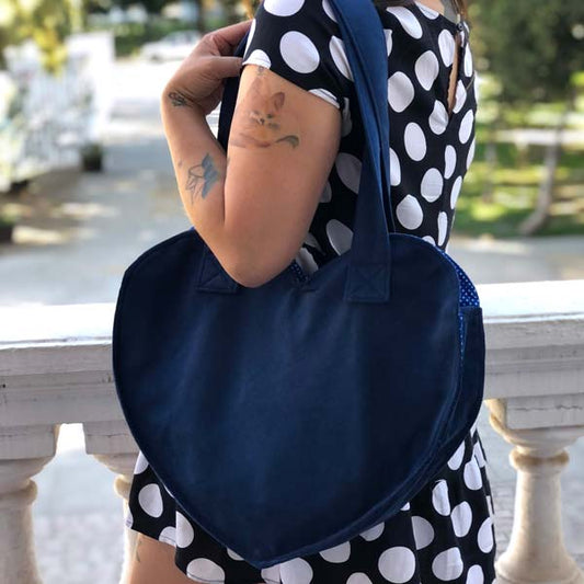 TOTE BAG corazón azul fondo azul con puntitos blancos