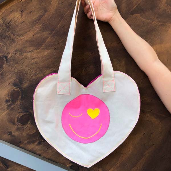 TOTE BAG corazón carita feliz EDICIÓN LIMITADA