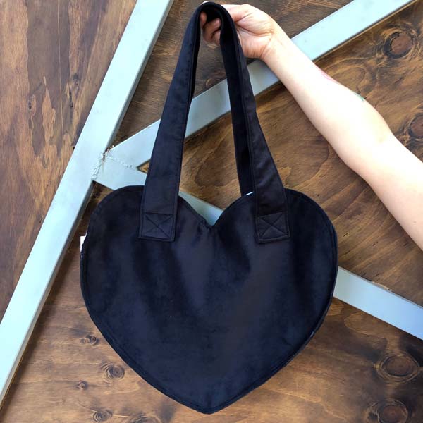 TOTE BAG corazón negro