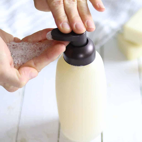 CURSO ELABORACIÓN COSMÉTICA LÍQUIDOS (SHAMPOO BALSAMOS CREMAS) con 20 FÓRMULAS