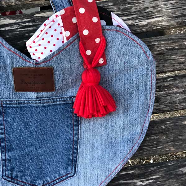 TOTE BAG CORAZON CON BOLSILLO (UPCYCLING)