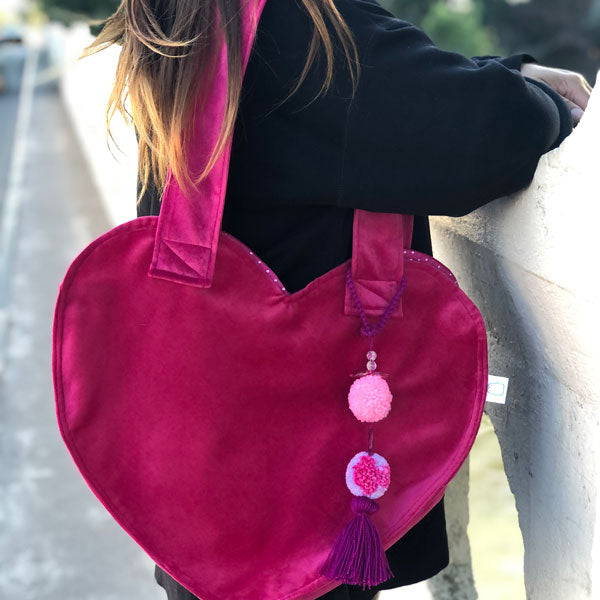 TOTE CORAZON FUCSIA