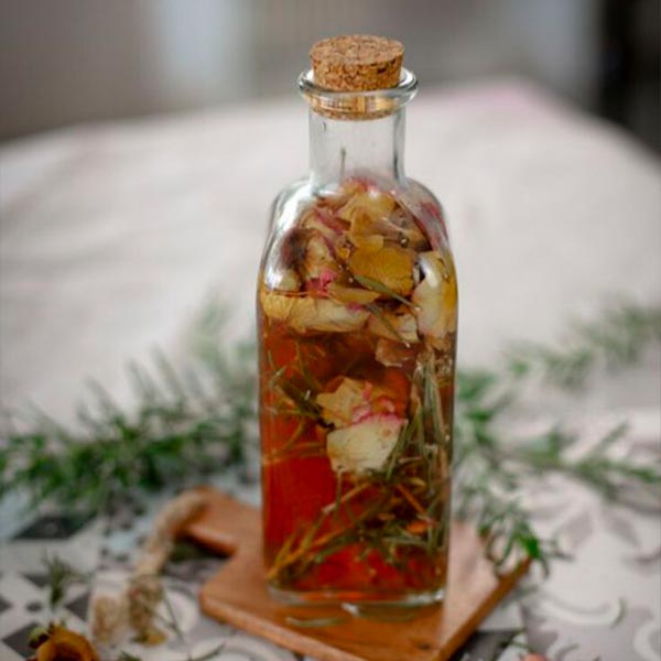 TALLER PRESENCIAL VELAS ARTESANALES DE CERA SOYA, SAHUMOS Y AGUA FLORIDA SABADO 29 DE AGOSTO 10:00 AM